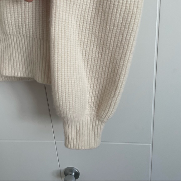 Aritzia Babaton Lagoon Cardigan - Picture 7 of 10